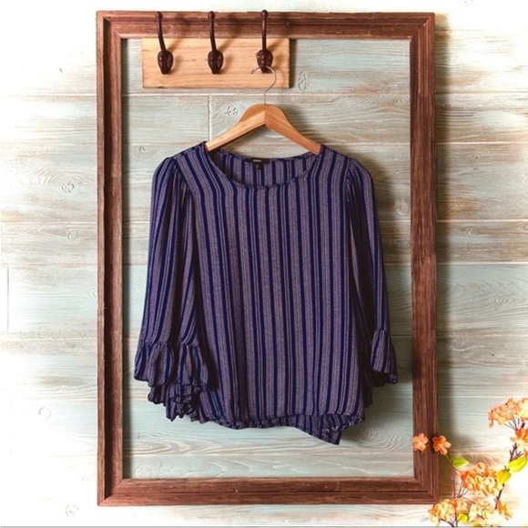 Anthropologie Drew Whitney Striped
Bell Sleeve Top - Picture 6 of 7